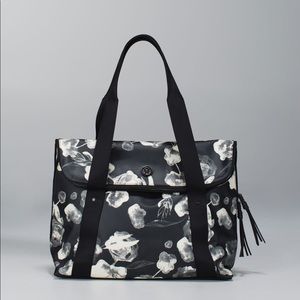 Flowin’ With My Omies Tote